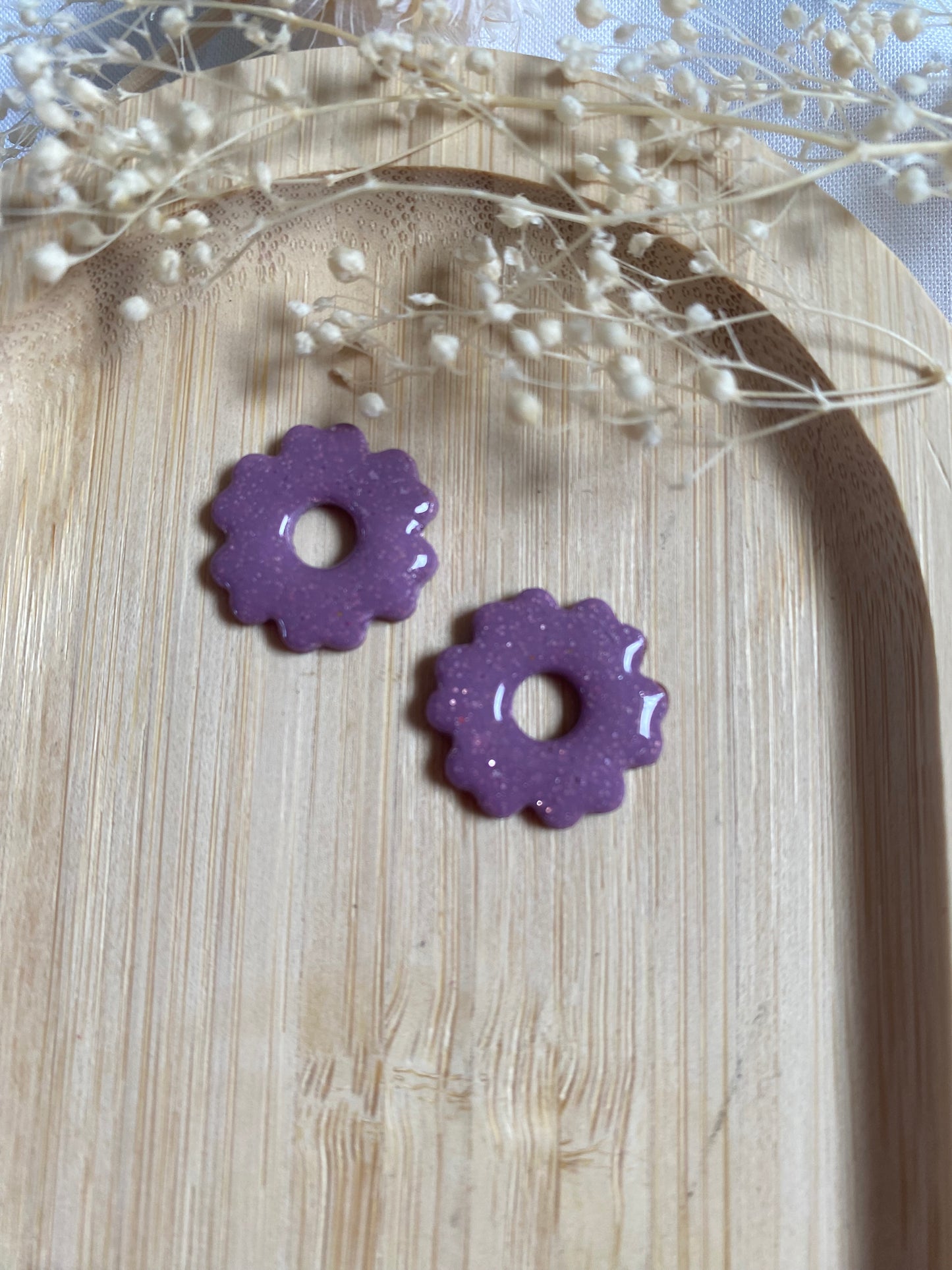 Pampilles mini fleurs 17mm Mauve paillettes or