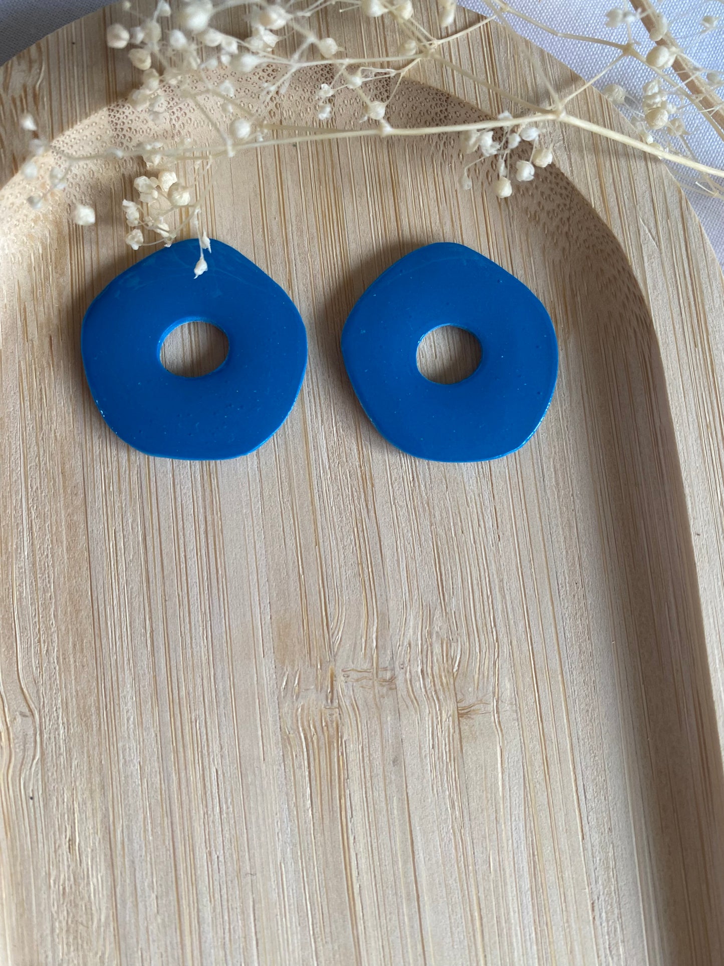 Pampilles Brume 25 mm bleu fleurs blanches