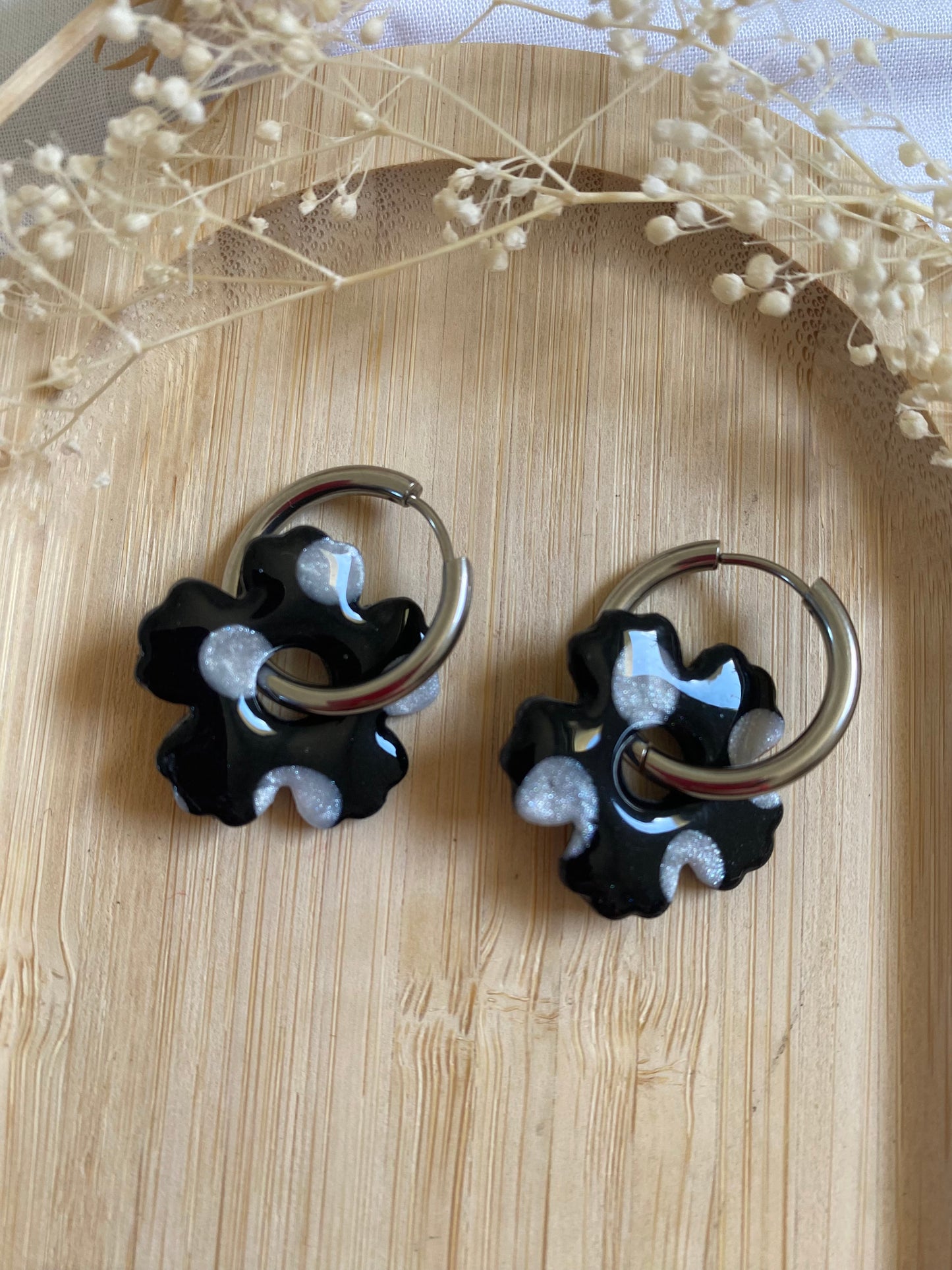 Pampilles fleurs noir pois argent