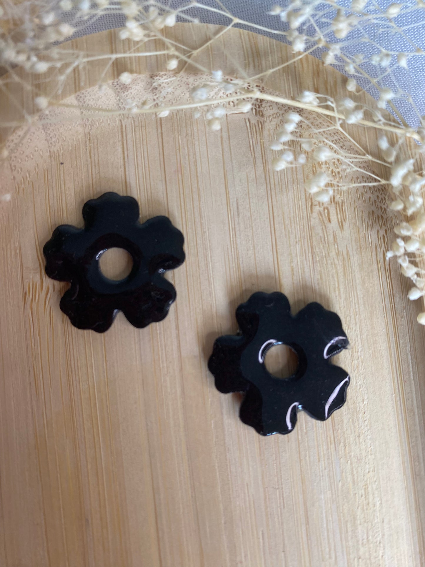 Pampilles fleurs 25mm Noir/argent