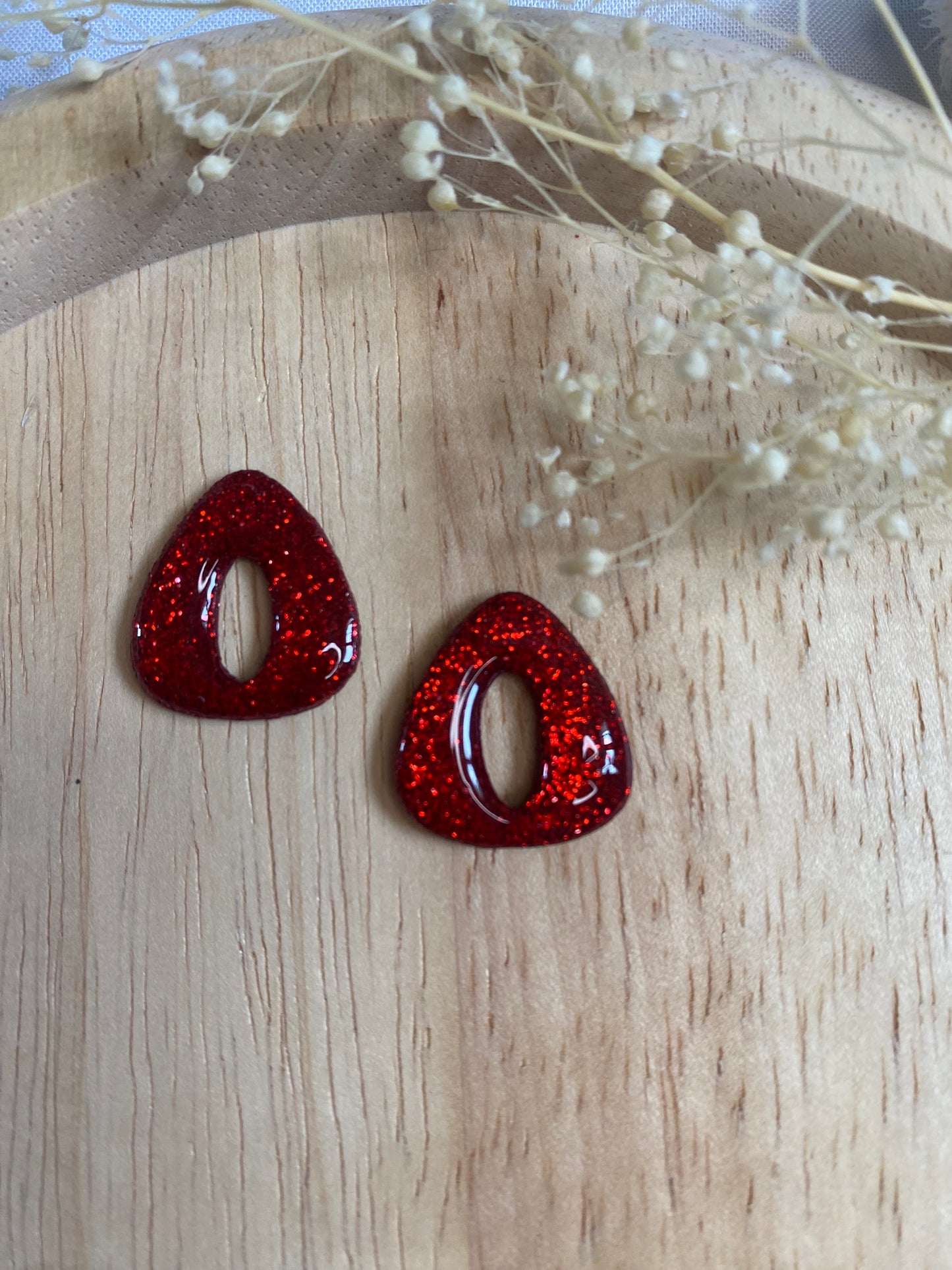 Pampilles triangle 20mm paillettes rouge