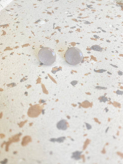 Puces d'oreilles rondes blanc nacré