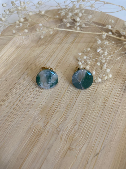 Puces d'oreilles rondes vert blanc or