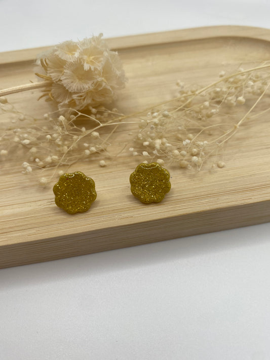 Puces d'oreilles fleurs or paillette