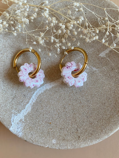 Pampilles mini fleurs 17mm blanc motifs rose