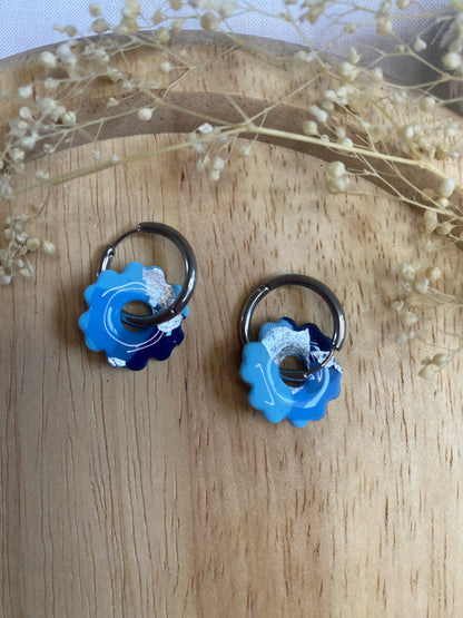 Pampilles mini fleurs 17mm bleu argent
