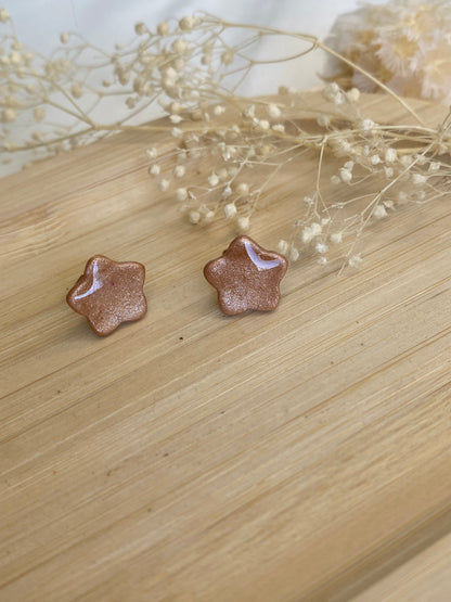 Puces d'oreilles étoiles bronze nacré