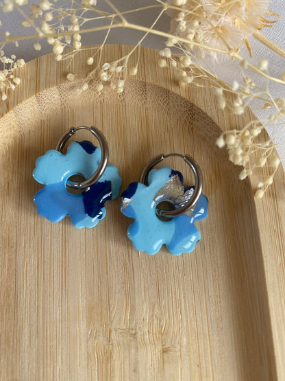 Pampilles fleurs 25mm bleu argent