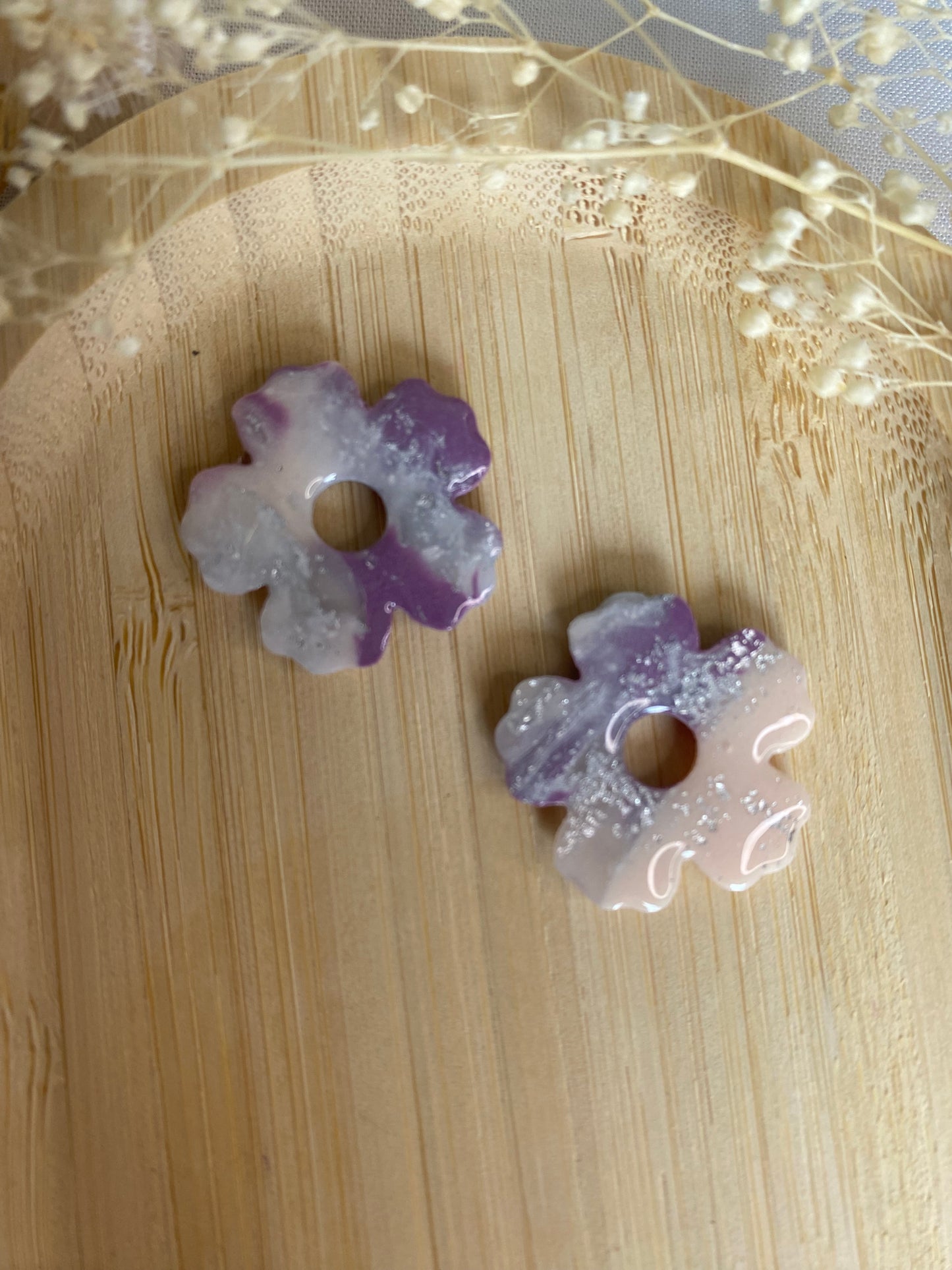 Pampilles fleurs 25mm marbré violet rose gris