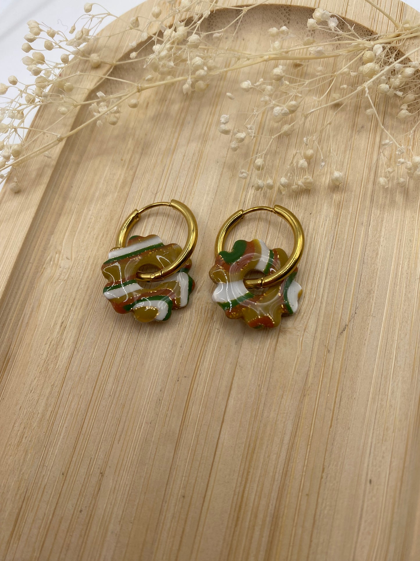 Pampilles mini fleurs 17mm rayé vert blanc or