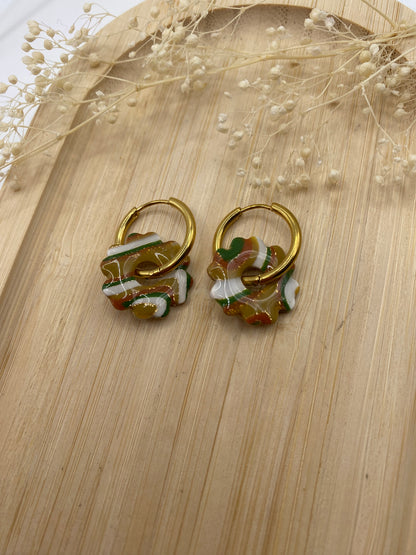 Pampilles mini fleurs 17mm rayé vert blanc or