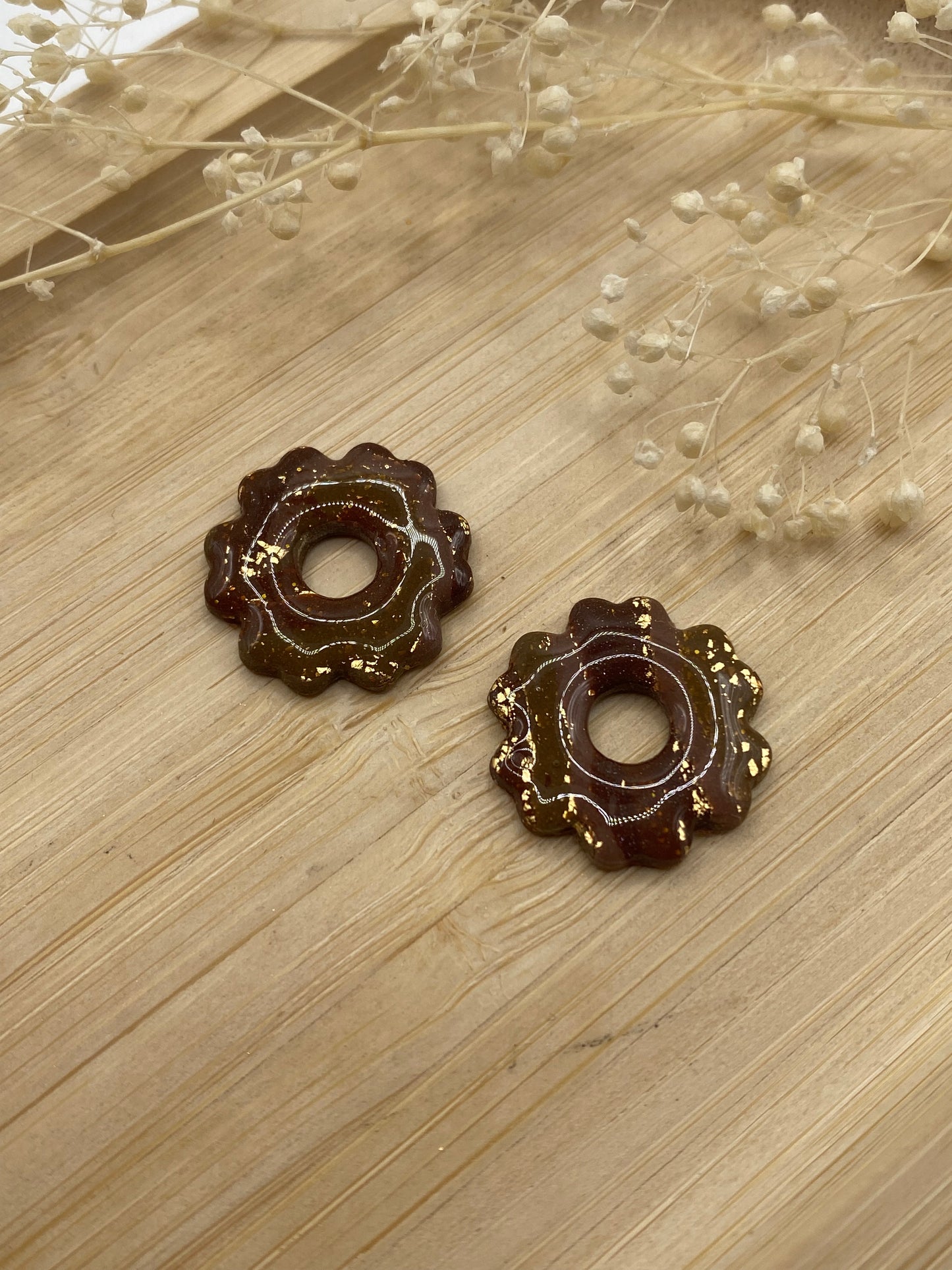 Pampilles mini fleurs 17mm rayé marron or