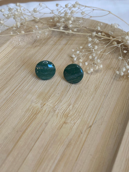 Puces d'oreilles rondes vert blanc or