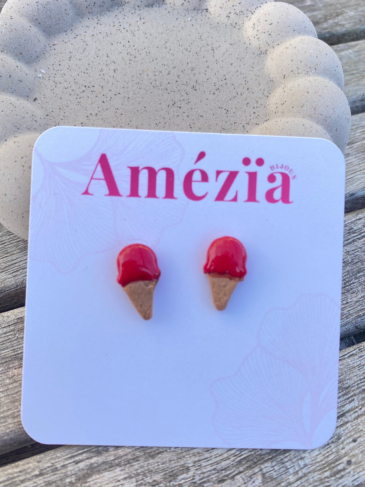 Puces d’oreilles Glaces